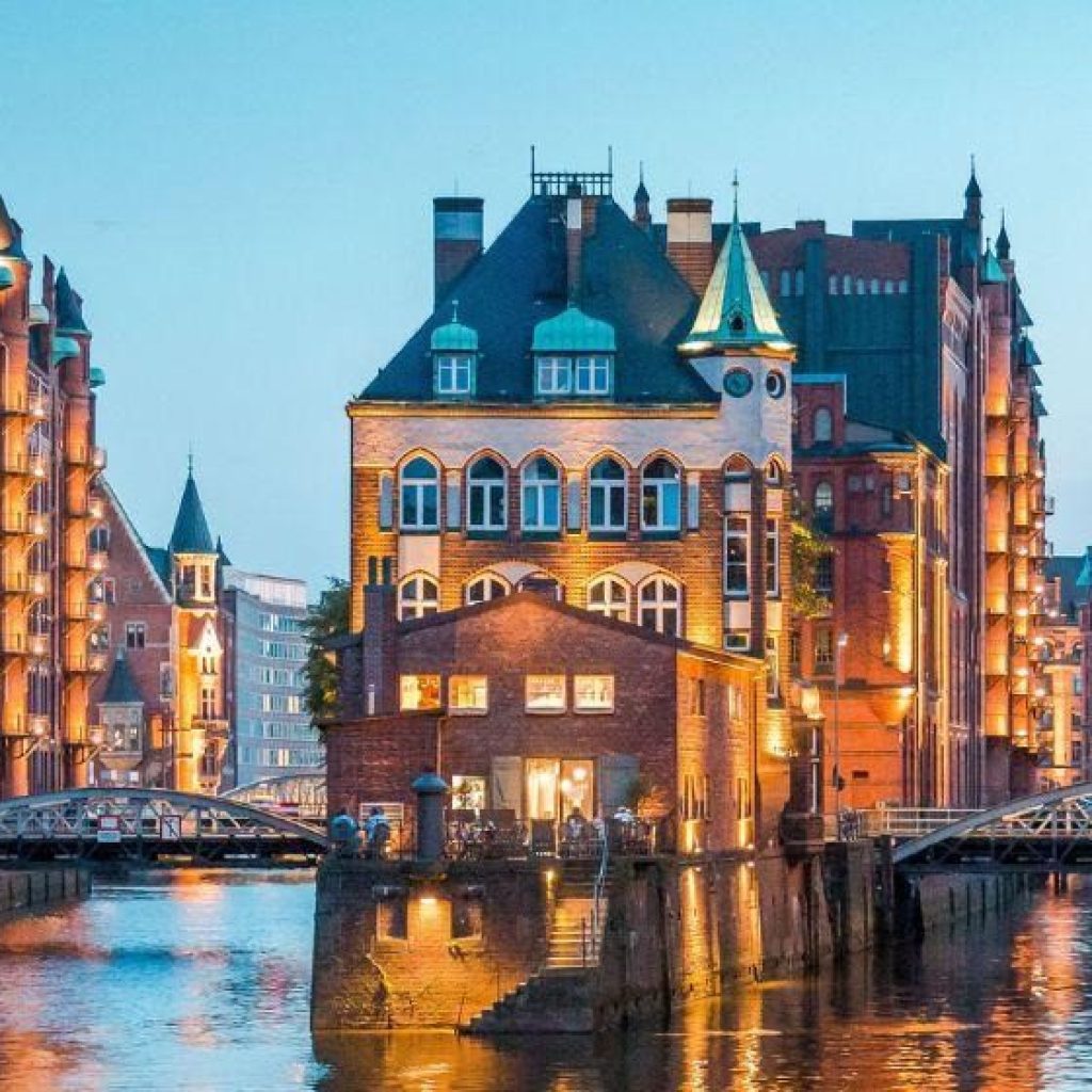 Hamburg TOURS & GUIDES - TRAVEL AGENCY REIMAGINE EXPERIENCES - - Tours, Hotel, and Accommodation Planning The Romantic Road , Germany and Europe