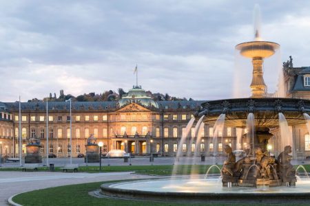 Stuttgart City Walk – Palaces, Parks & Urban Elegance