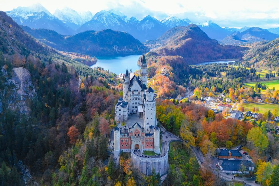 Exclusive Private Castle Tour – Germany’s Most Iconic Castles in One Journey Castle Tours Wuerzburg Germany’s Fairy Tale Castles – Private Custom Tour with a Local Insider